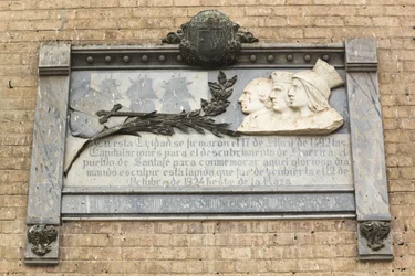 Plaque commemorating the signing of a contract between the Catholic Monarchs and Christopher Columbus on April 17, 1492